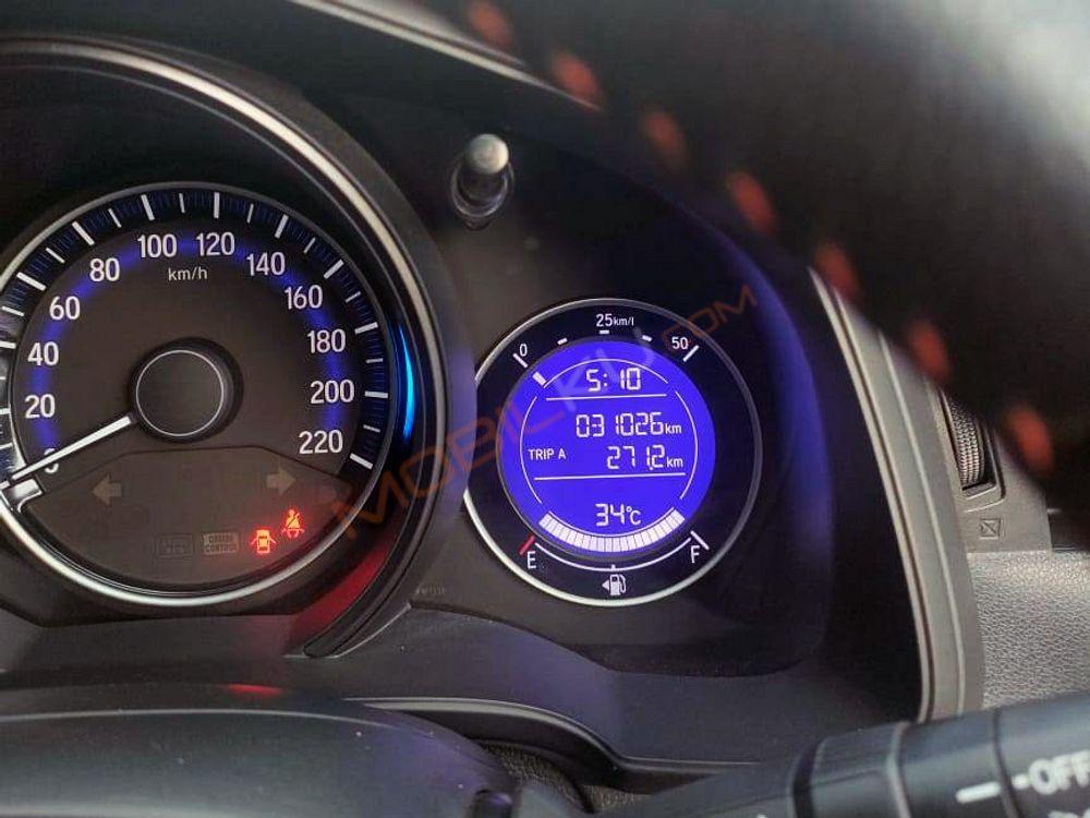 Mobil Honda Jazz 2019