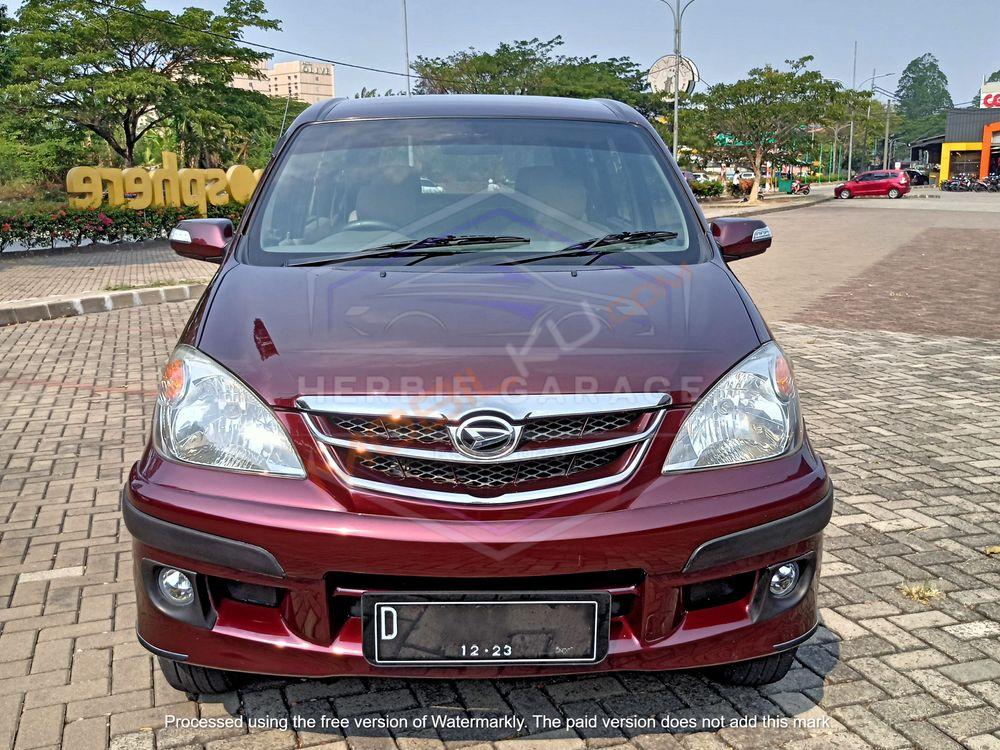 Mobil Daihatsu Xenia 2008