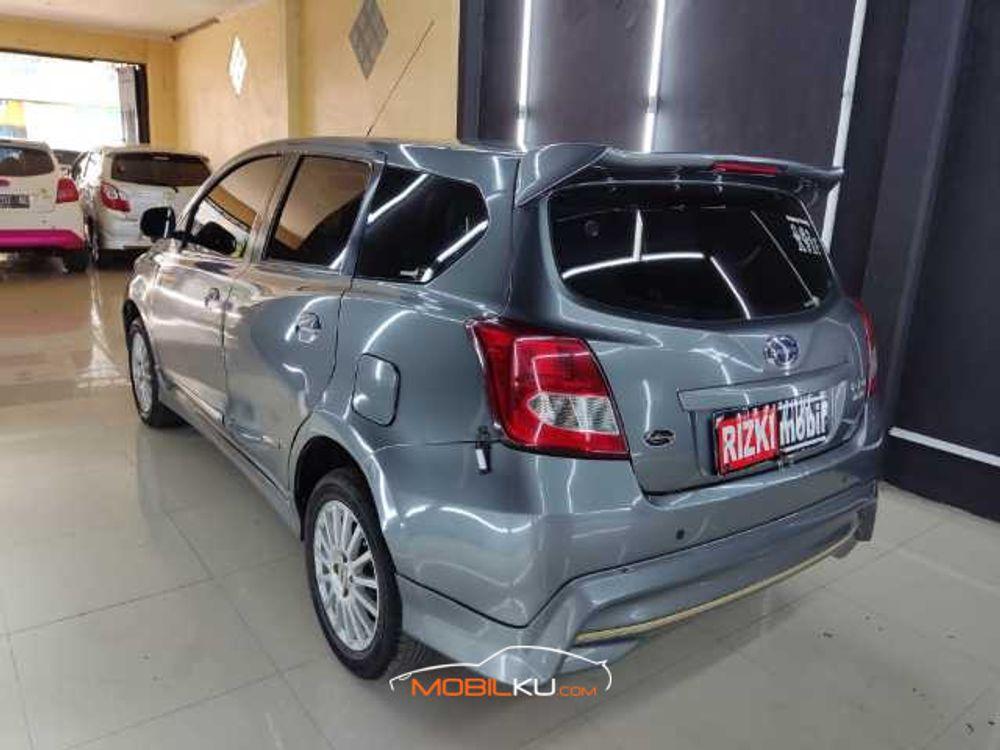 Mobil Datsun GO+ 2016