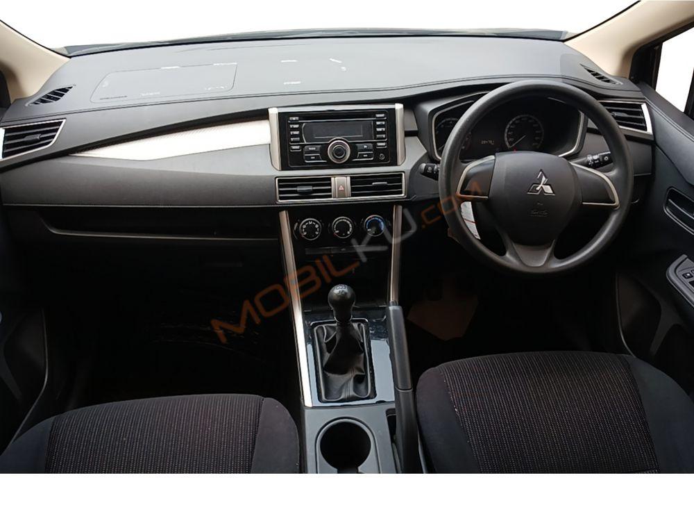 Mobil Mitsubishi Xpander 2021