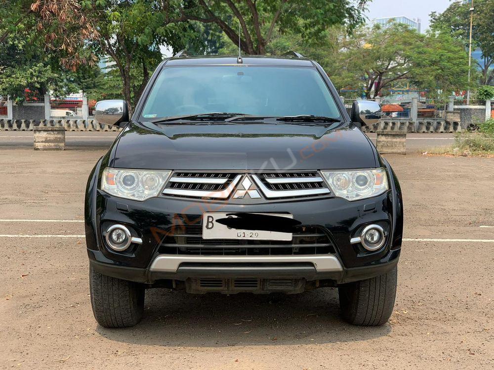 Mobil Mitsubishi Pajero Sport 2013