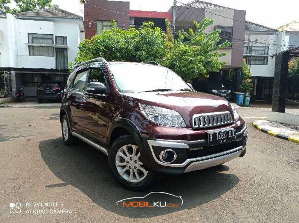 Mobil Daihatsu Terios 2014