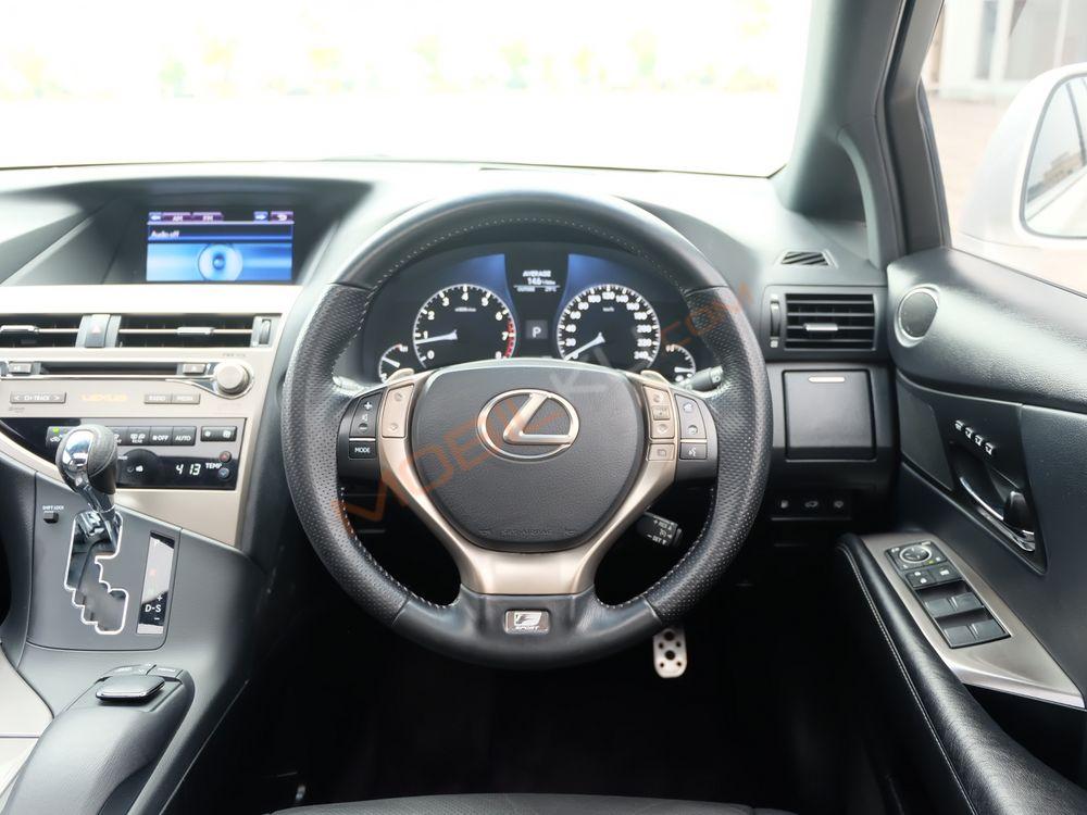 Mobil Lexus RX 2012