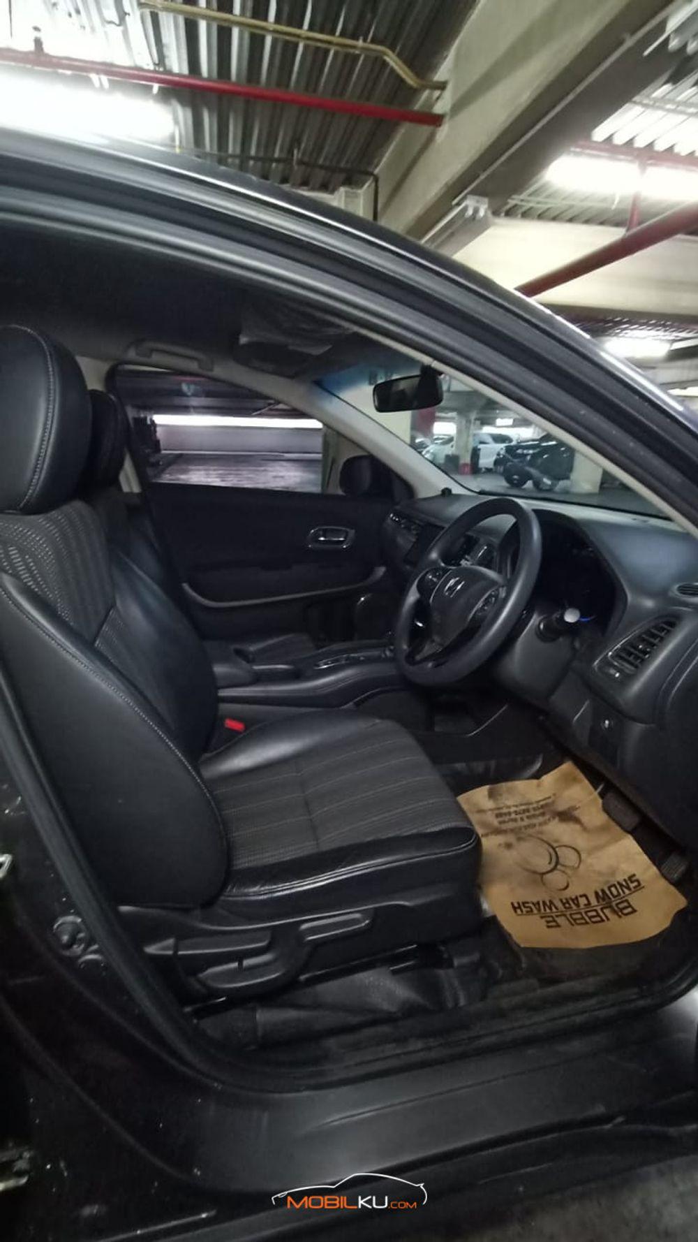 Mobil Honda HR-V 2018