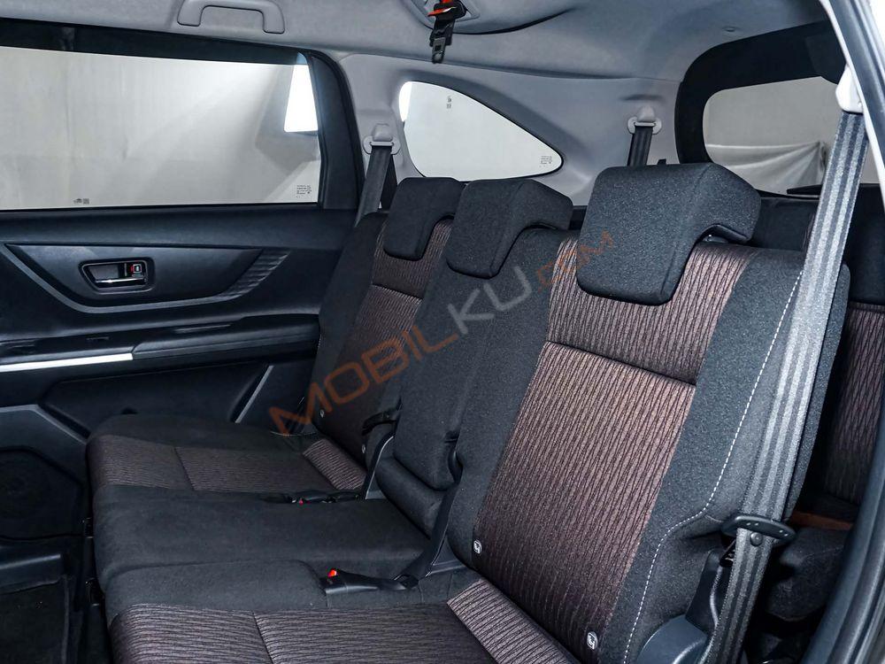 Mobil Toyota Avanza 2022