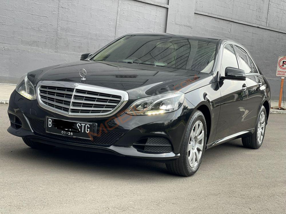 Mobil Mercedes-Benz E-Class 2016