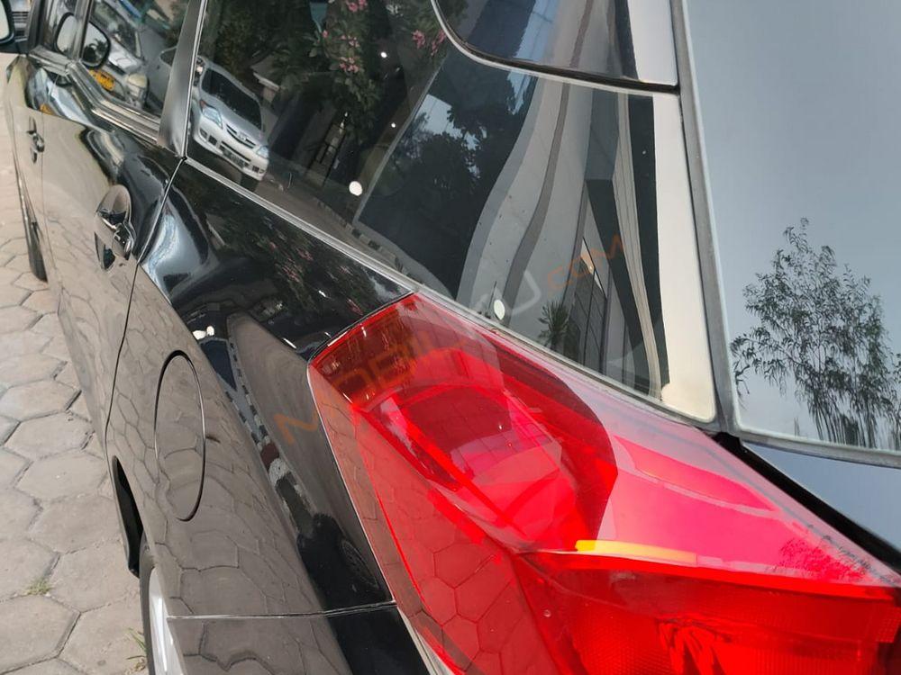 Mobil Honda Mobilio 2015