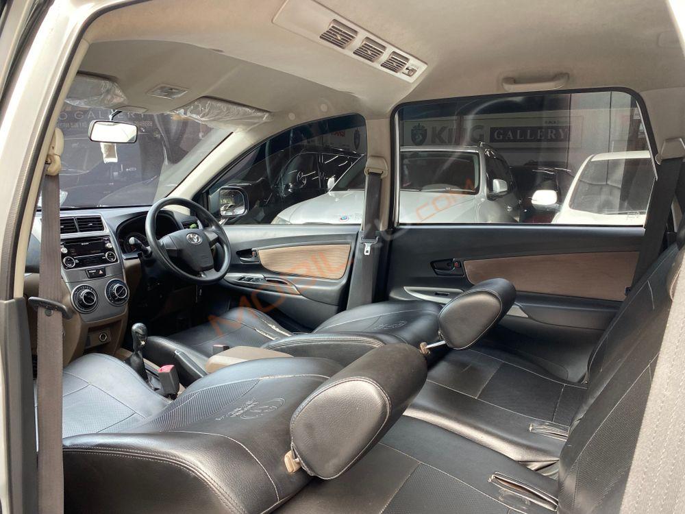 Mobil Toyota Avanza 2018