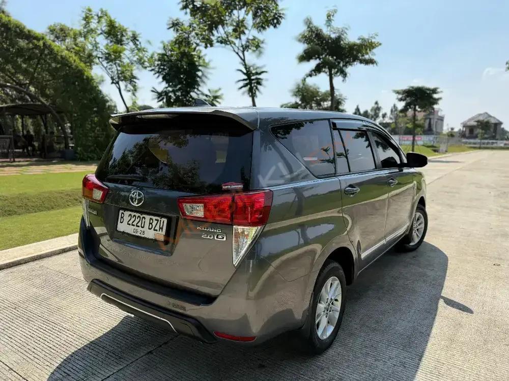 Mobil Toyota Kijang Innova 2018