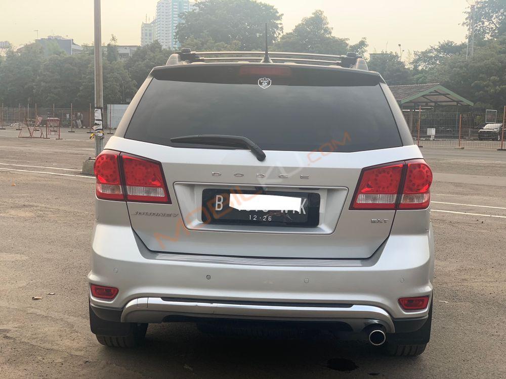 Mobil Dodge Journey 2014