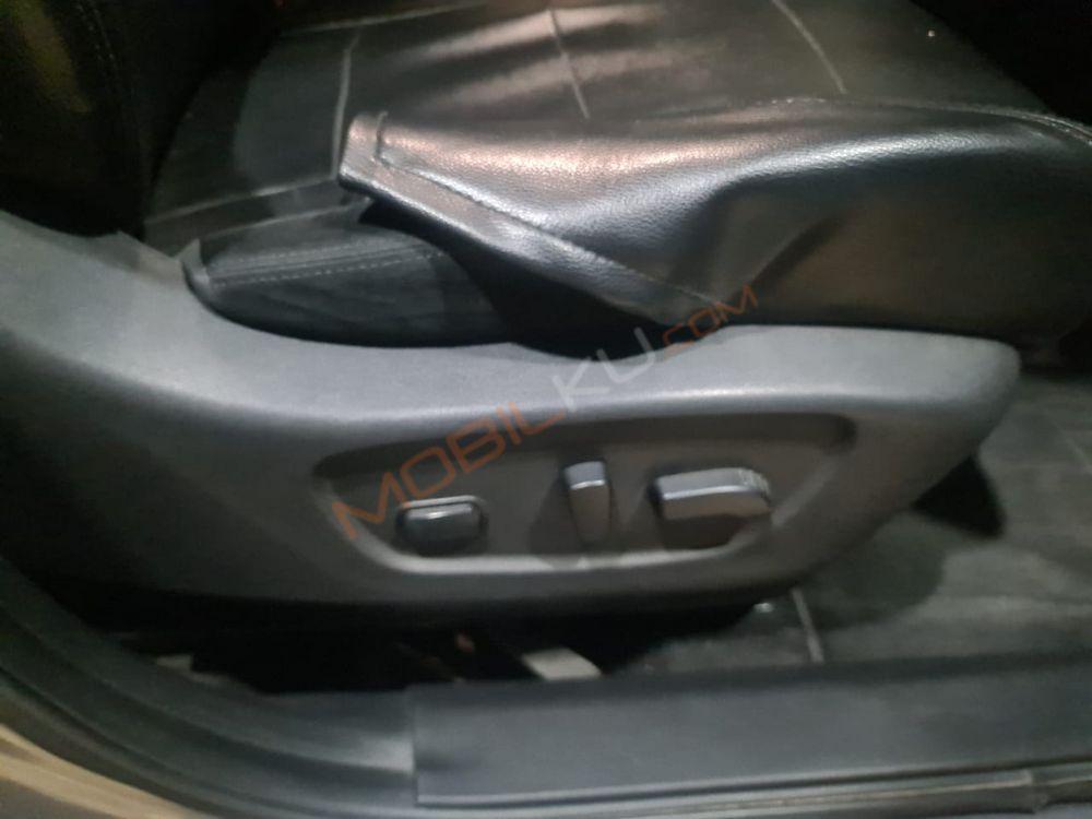 Mobil Nissan X-Trail 2017