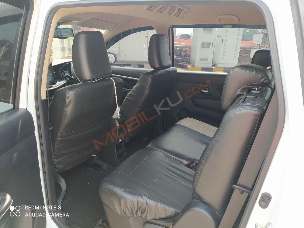 Mobil Suzuki XL7 2021