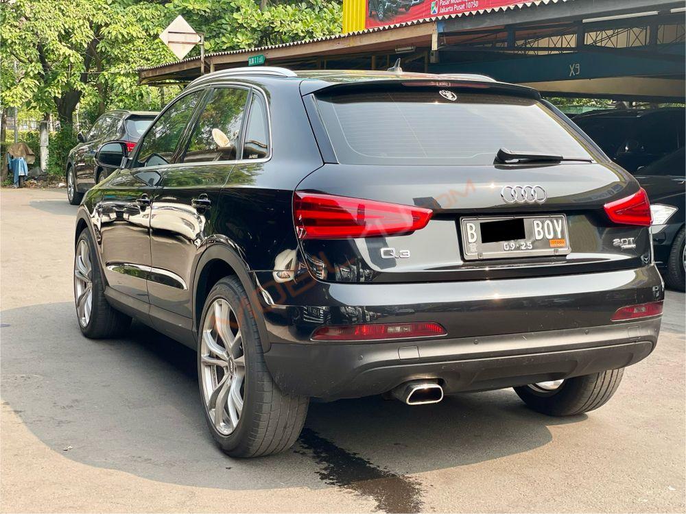Mobil Audi Q3 2014
