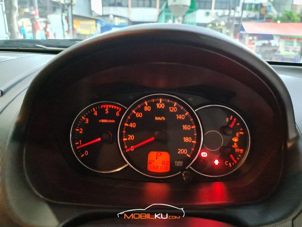 Mobil Mitsubishi Pajero Sport 2012