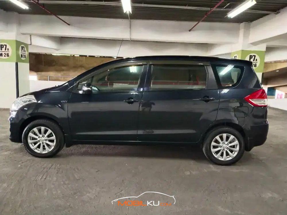 Mobil Suzuki Ertiga 2015