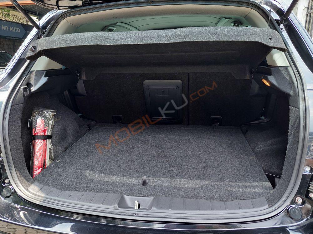 Mobil Mitsubishi Outlander Sport 2014