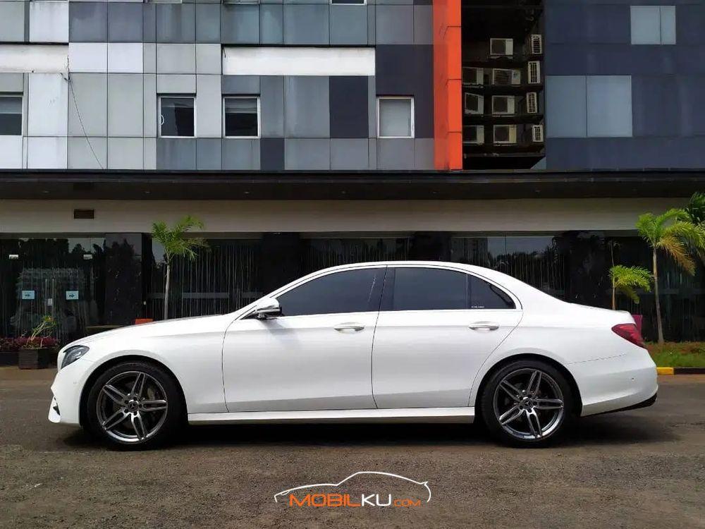 Mobil Mercedes-Benz E-Class 2018
