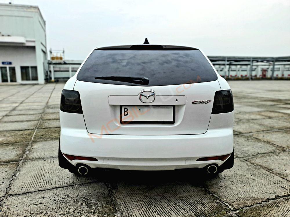 Mobil Mazda CX-7 2012