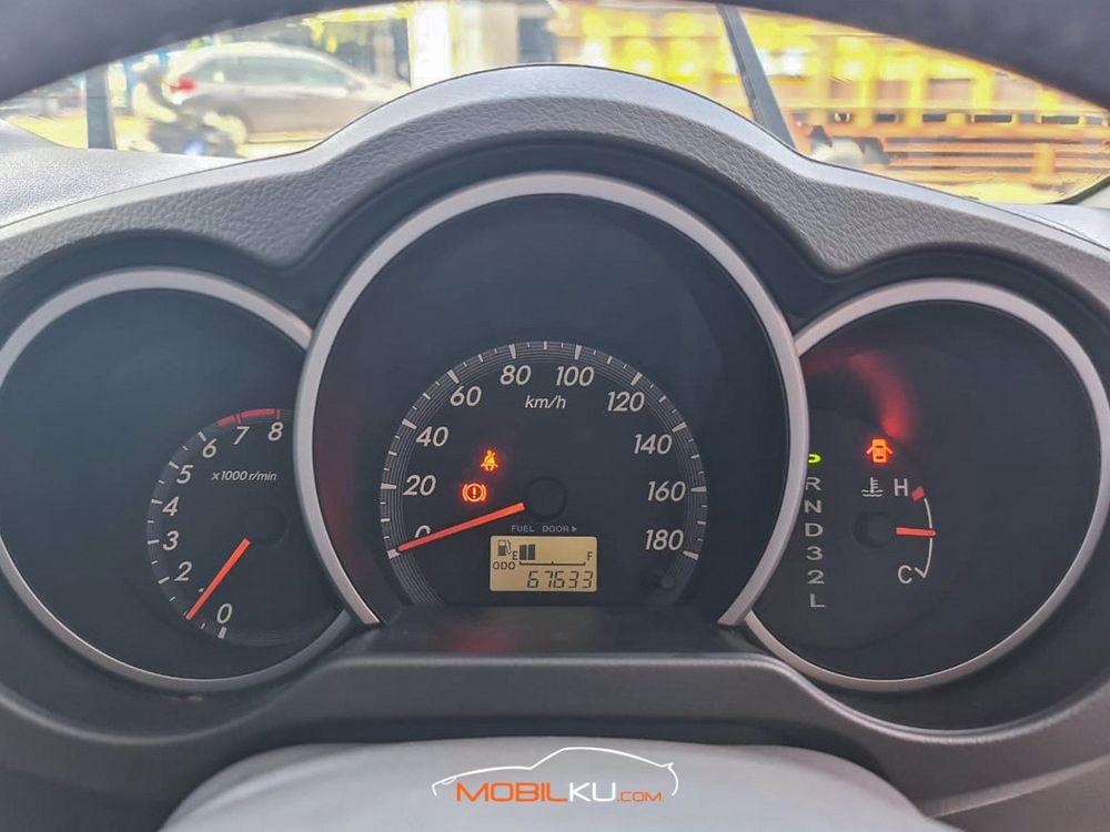 Mobil Toyota Rush 2013