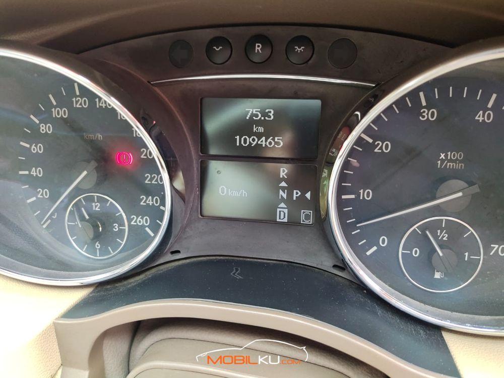 Mobil Mercedes-Benz R-Class 2007