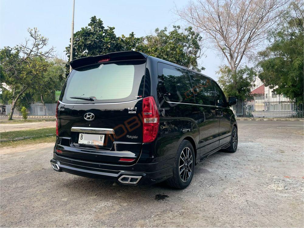Mobil Hyundai H-1 2018