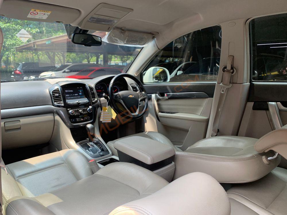 Mobil Chevrolet Captiva 2017