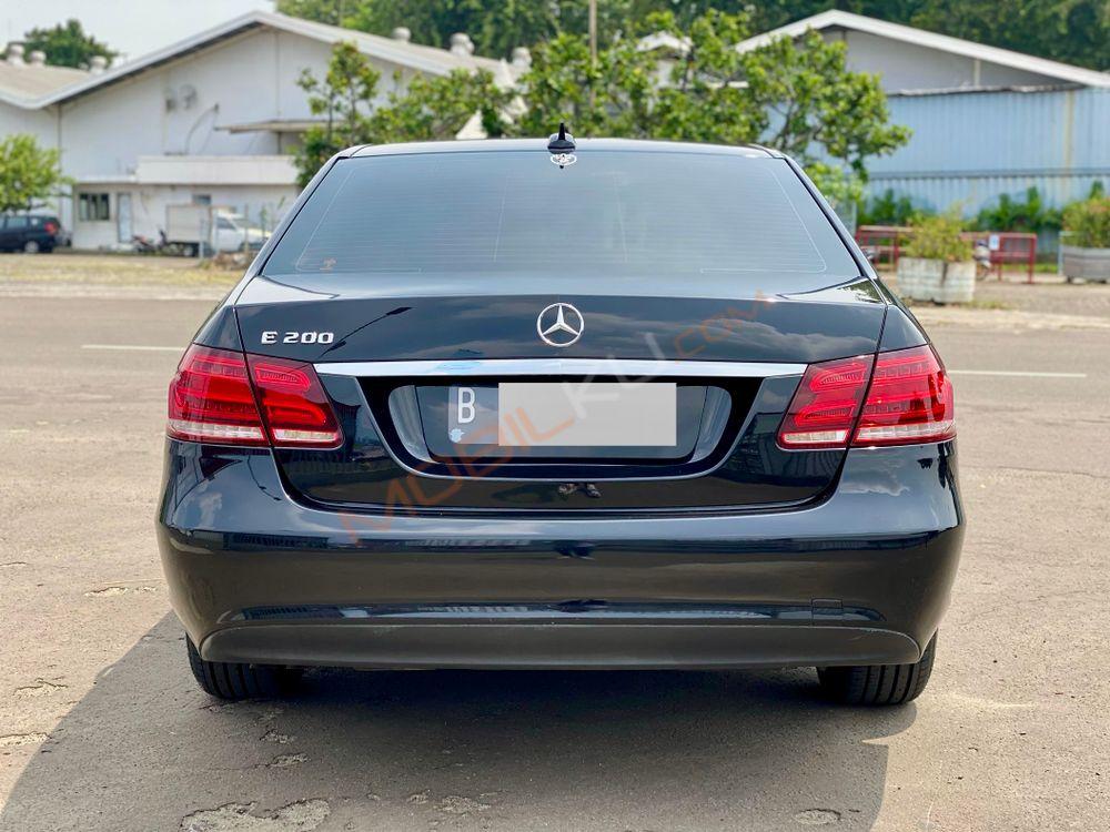 Mobil Mercedes-Benz E-Class 2016
