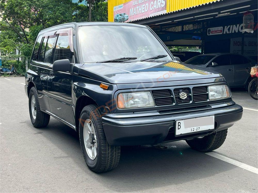 Mobil Suzuki Sidekick 1997
