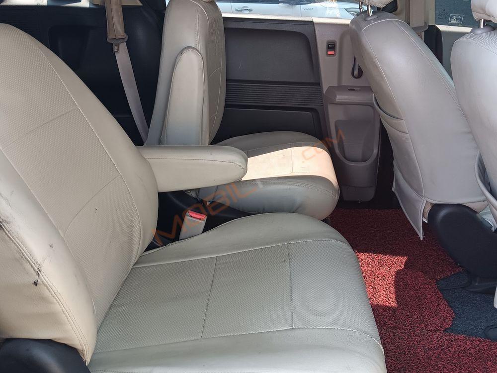 Mobil Honda Freed 2012