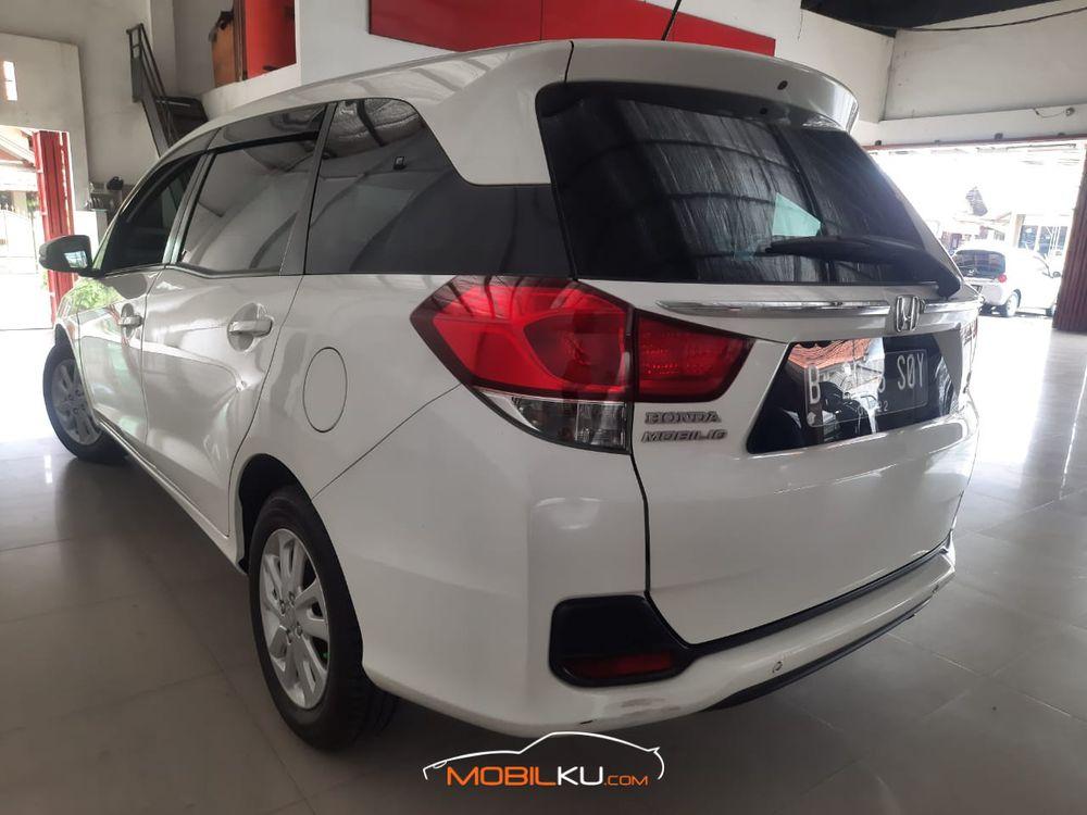 Mobil Honda Mobilio 2017