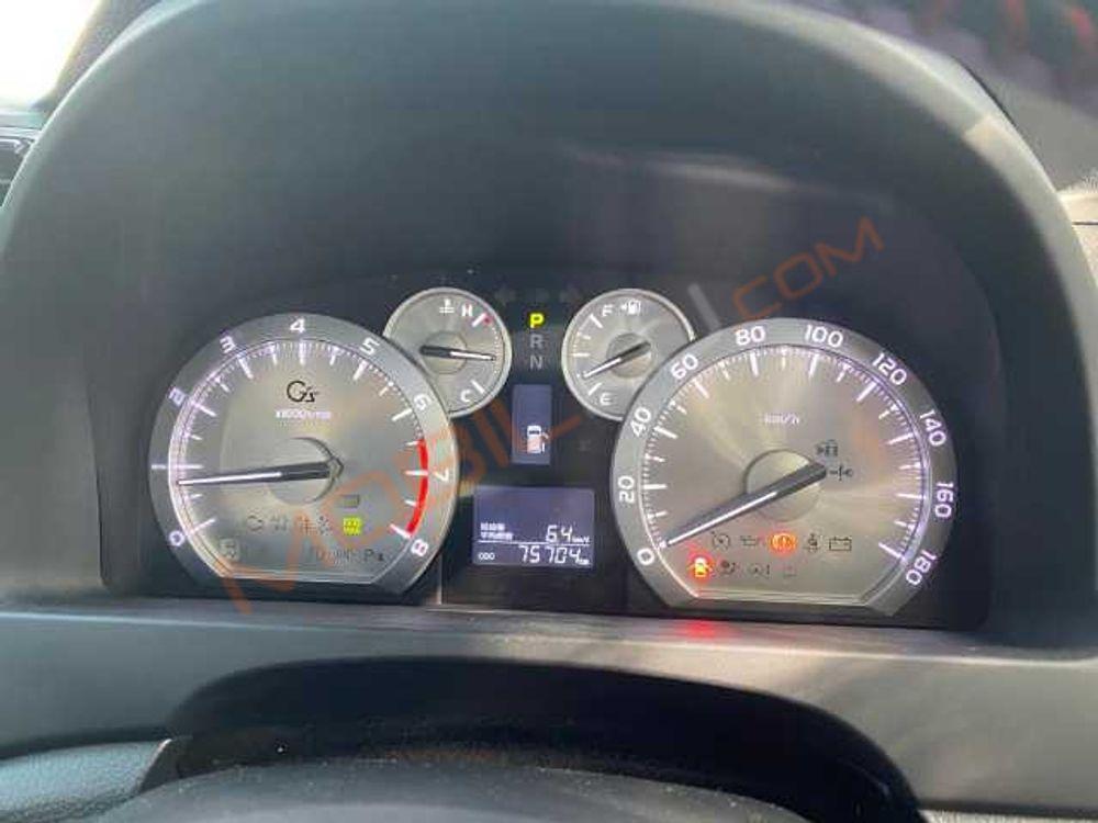 Mobil Toyota Alphard 2013