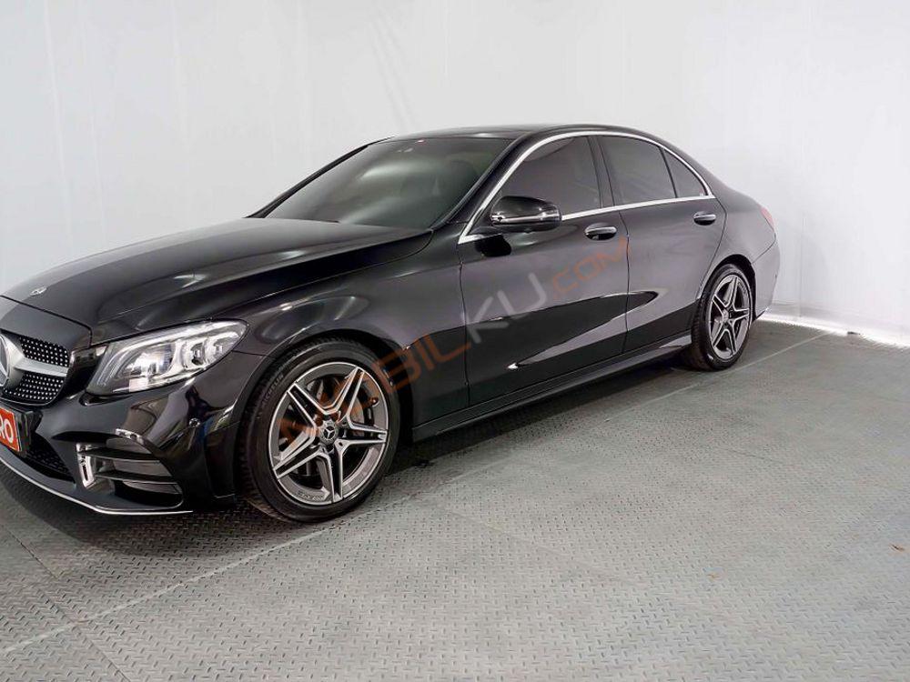 Mobil Mercedes-Benz C-Class 2019