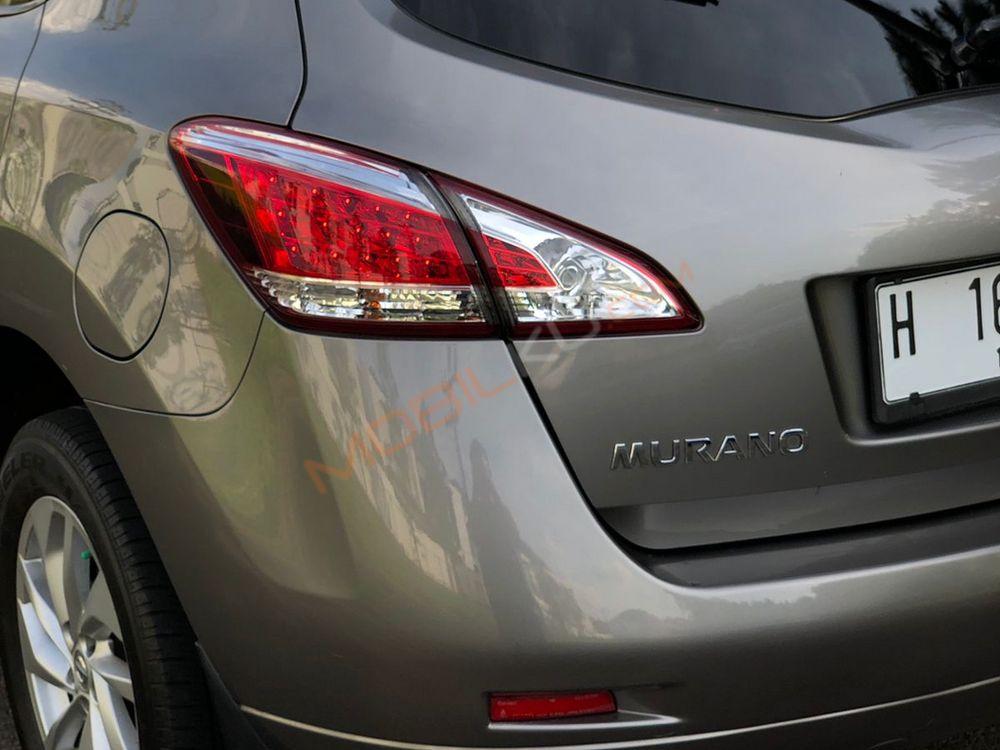 Mobil Nissan Murano 2012