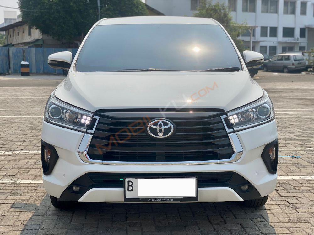 Mobil Toyota Kijang Innova 2022