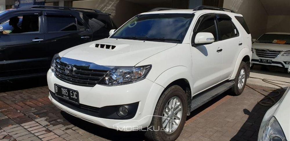 Mobil Toyota Fortuner 2015