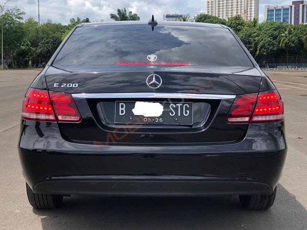 Mobil Mercedes-Benz E-Class 2016