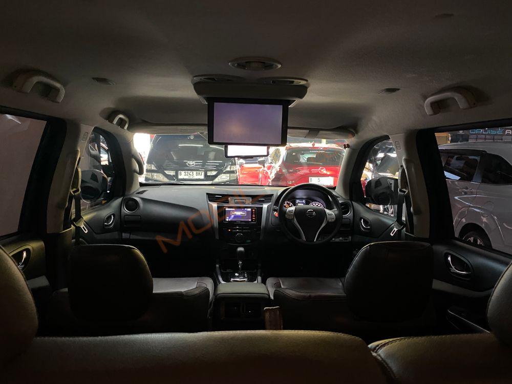 Mobil Nissan Terra 2019