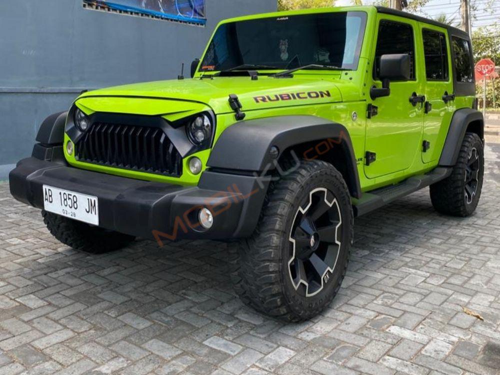 Mobil Jeep Wrangler 2012