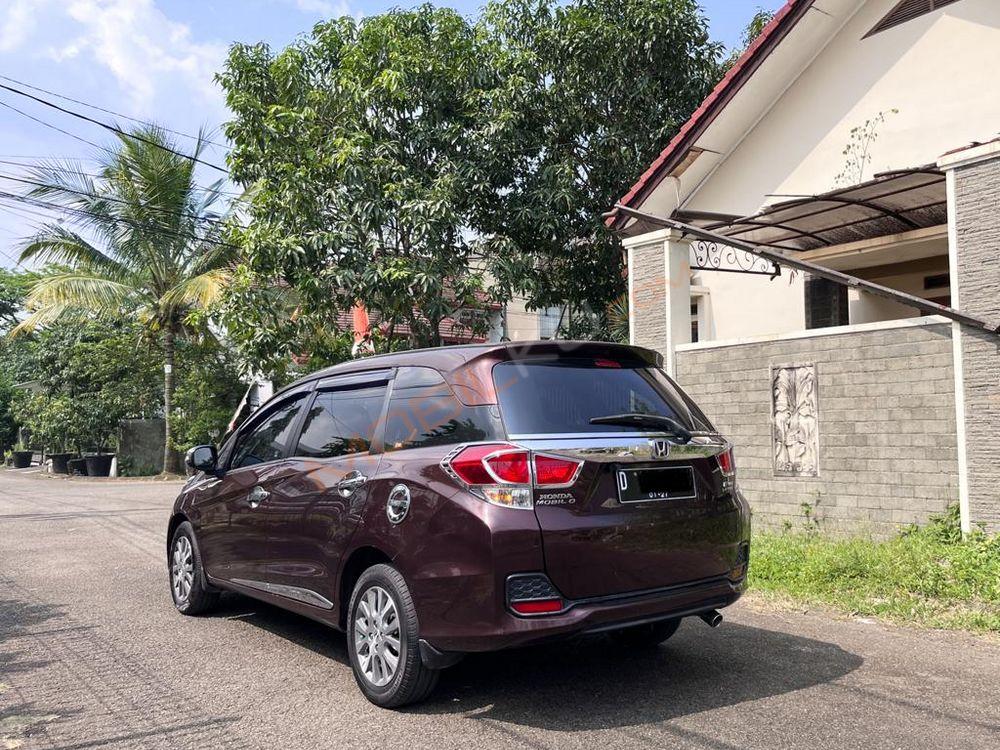 Mobil Honda Mobilio 2014