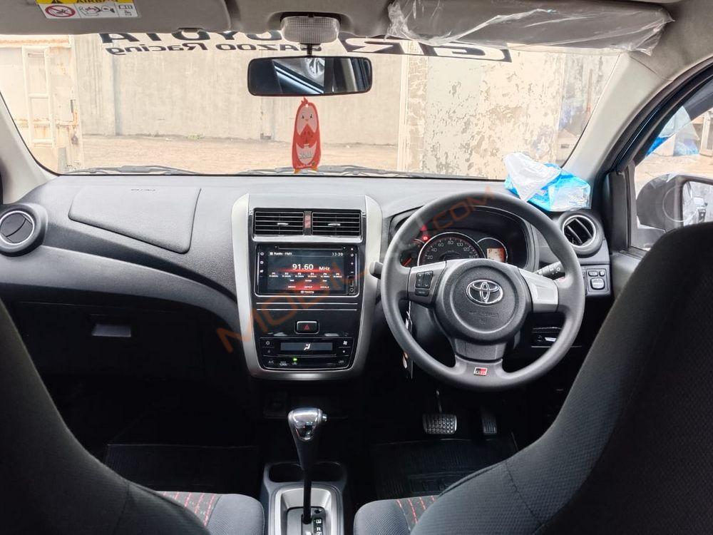 Mobil Toyota Agya 2021