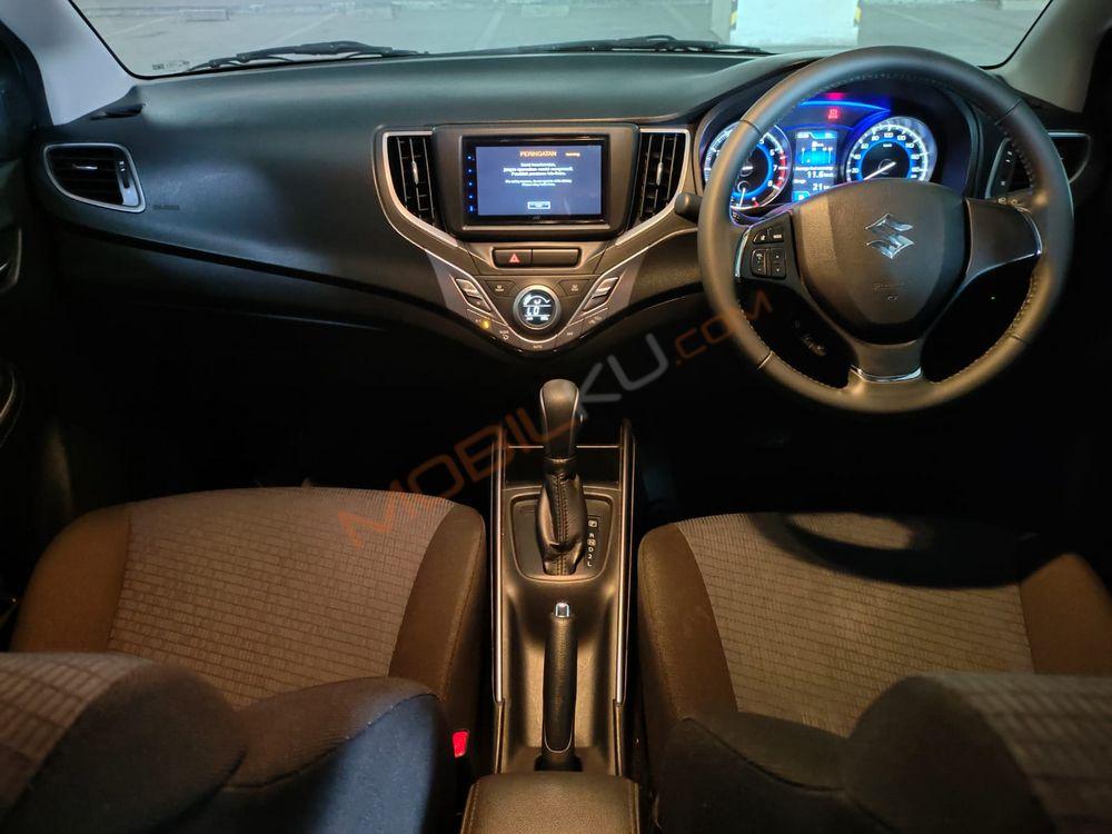 Mobil Suzuki Baleno 2019