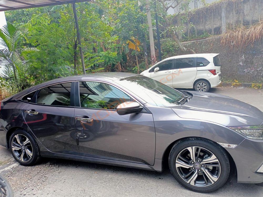 Mobil Honda Civic Sedan 2019