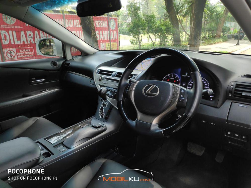 Mobil Lexus RX 2014