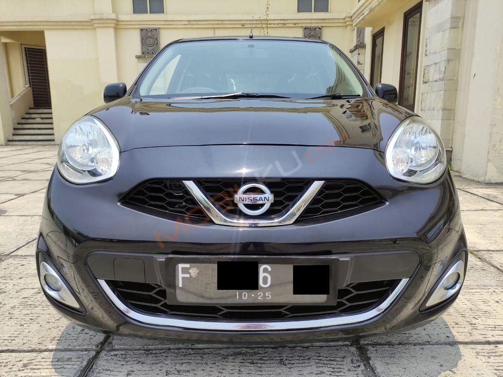 Mobil Nissan March 2015