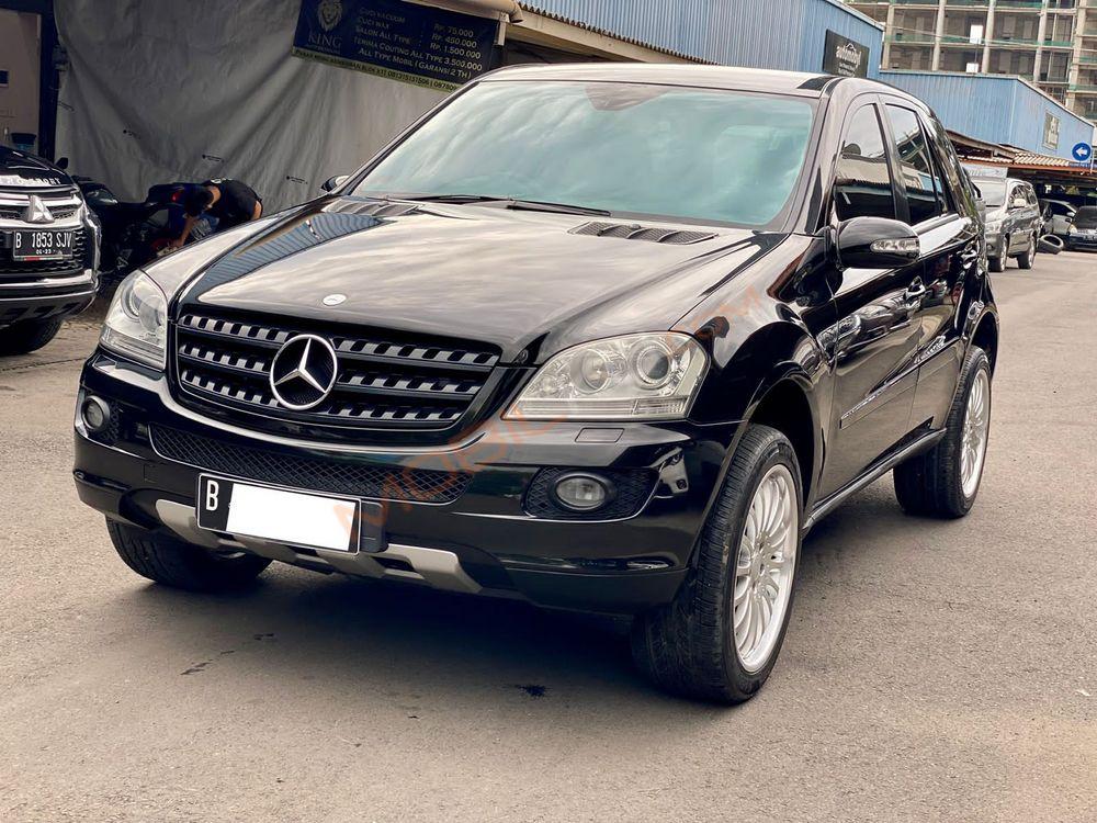Mobil Mercedes-Benz ML 2006