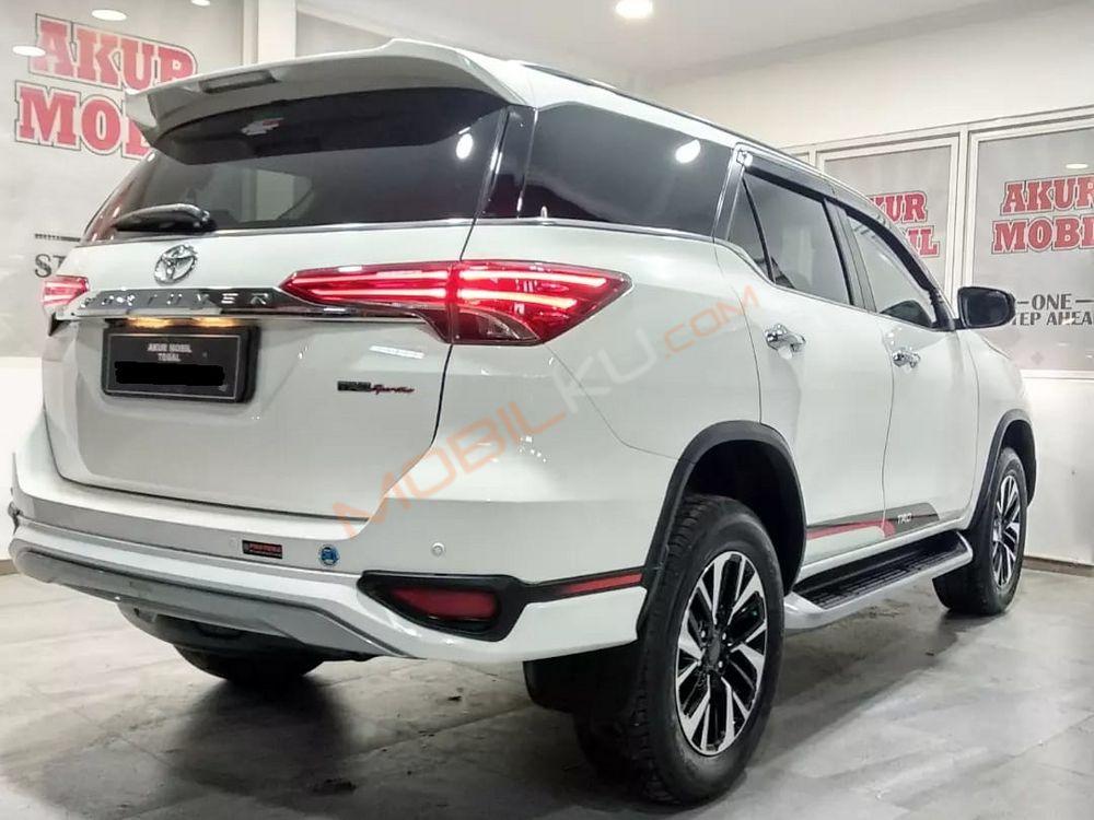 Mobil Toyota Fortuner 2018