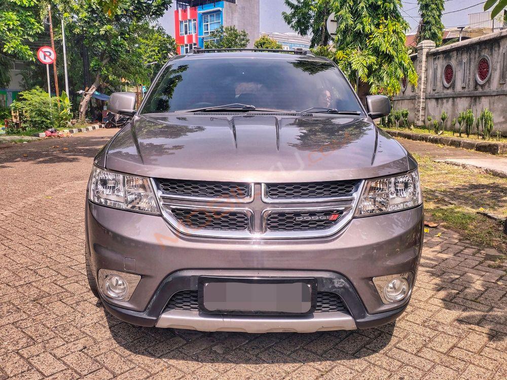 Mobil Dodge Journey 2013