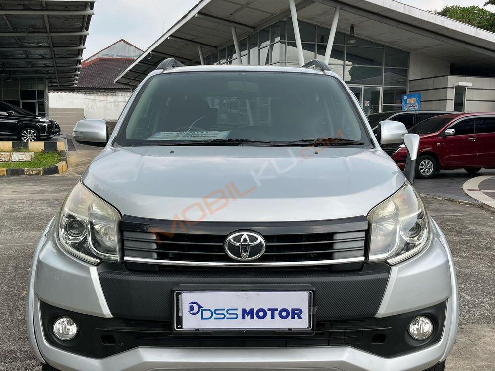 Mobil Toyota Rush 2016