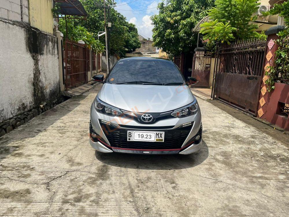 Mobil Toyota Yaris 2018