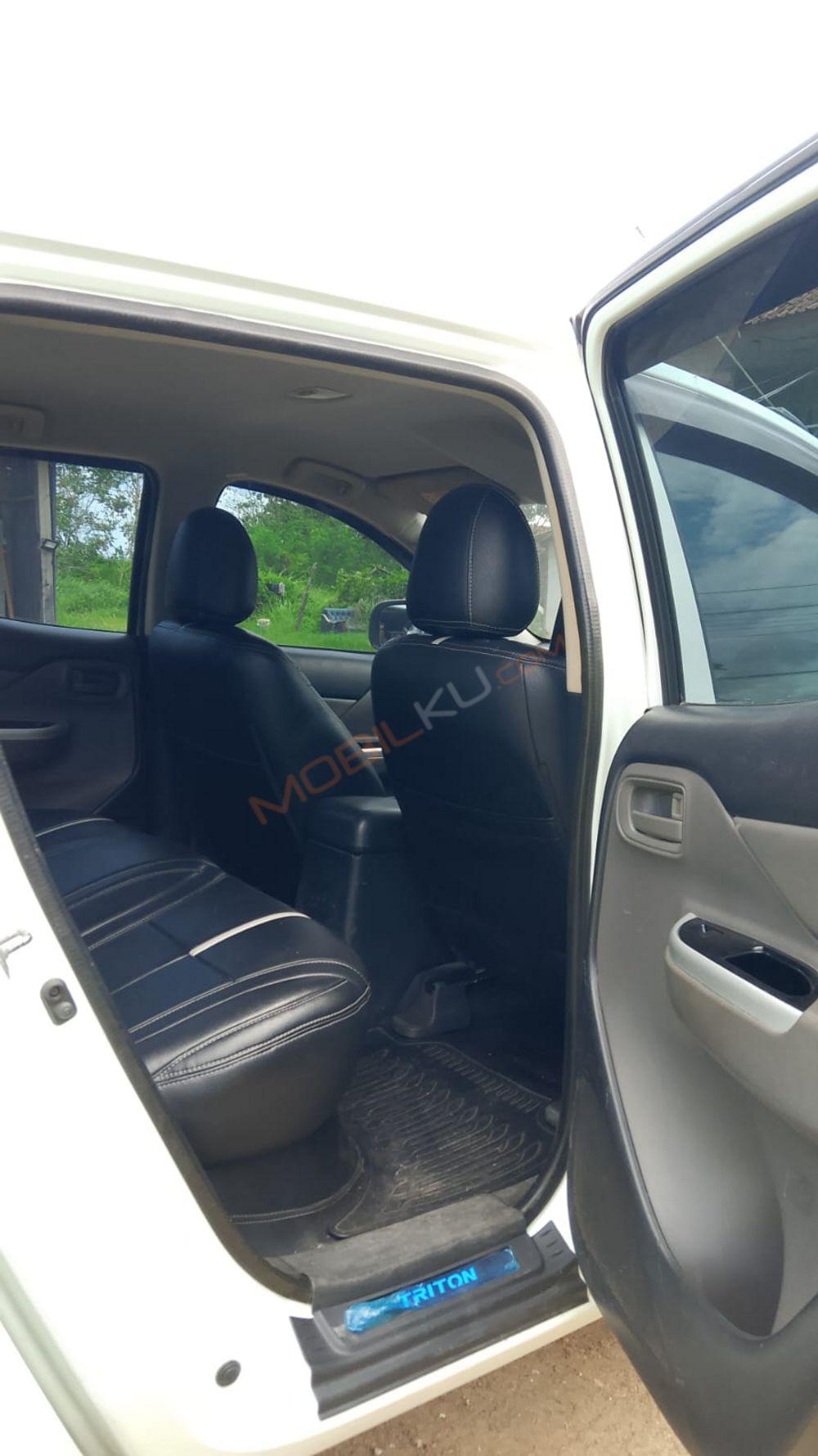 Mobil Mitsubishi Triton 2018